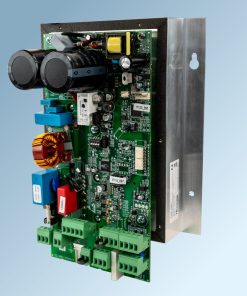 SpeedControl 1045 ukapslet monteret på køleplade med vertikale ribber