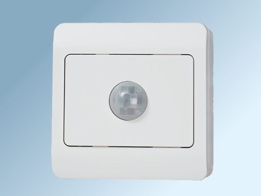 PIR Sensor med sluk efter 15sec uden bevægelse