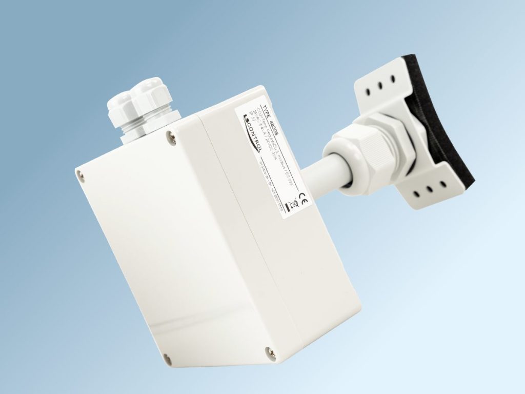 CO2 and Temperature Regulator with Modbus for Duct Mounting